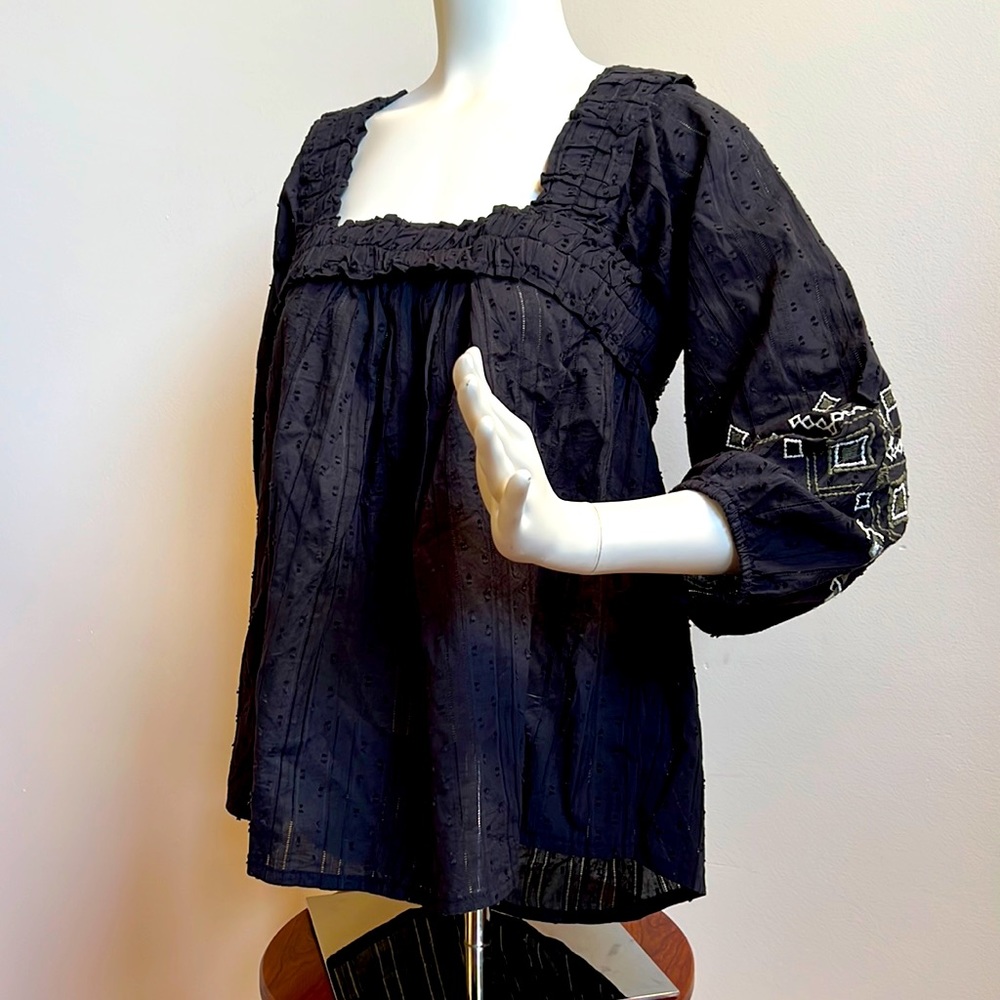 Cupio peasant blouse embroidered detailing, elastic balloon sleeves NWT